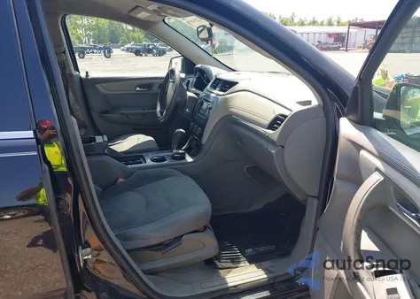 2017 Chevrolet Traverse 1Lt из США, поврежденный, VIN 1GNKRGKD9HJ135935